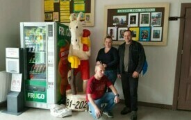 Koziołek Matołek stanął już przed Szkołą!!! 2