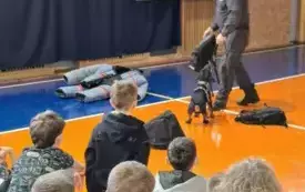 Spotkanie z psem Służby Więziennej 12