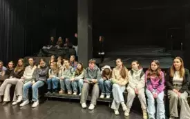 Grupa &bdquo;Antrakt&rdquo; w Teatrze Nowym i na pokazie charakteryzacji 19